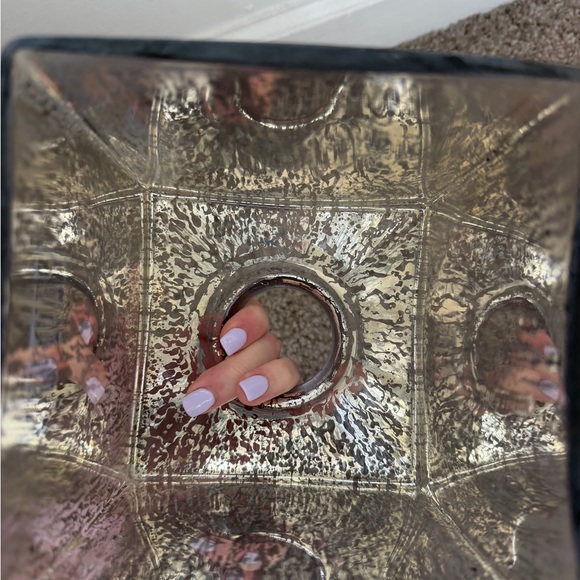 Glass Tissue Box Holder - Picture 4 of 4